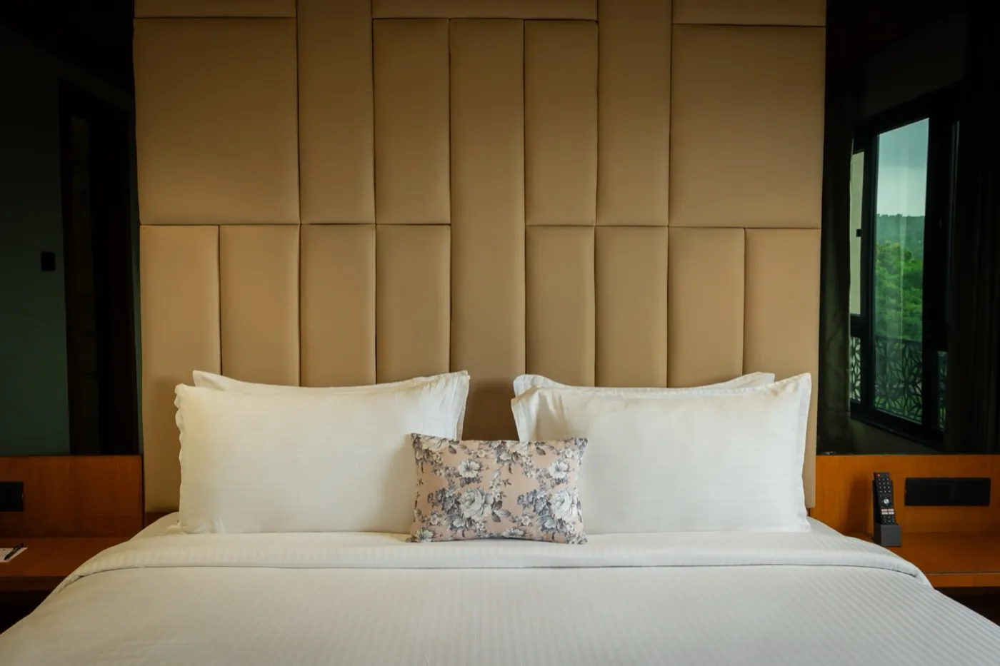Club room headboard