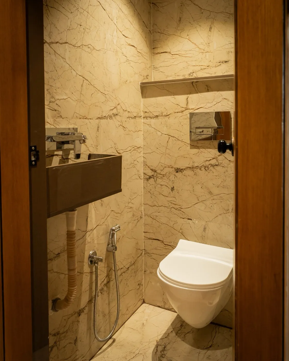 Club room washroom