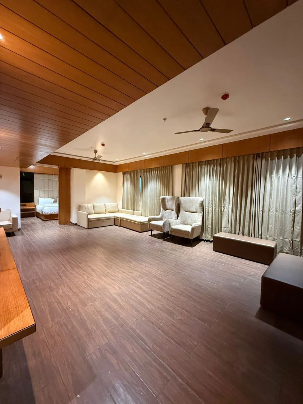 Luxury Suite